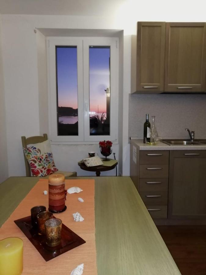 Havana - Apartment With Sea View โรวีน ภายนอก รูปภาพ